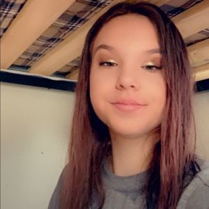 Meet your Posher, Lily